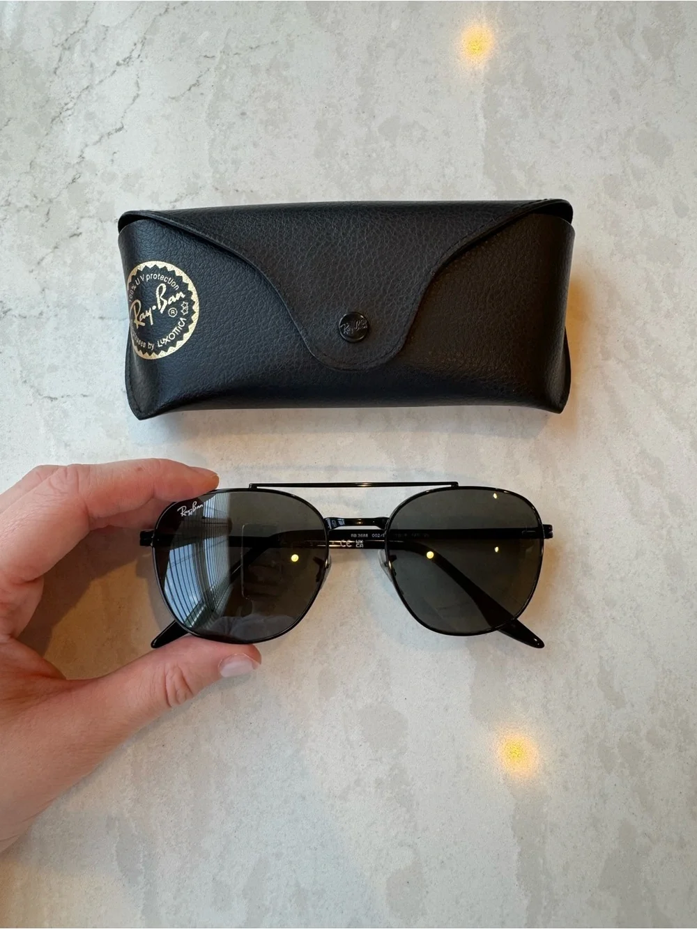Ray-Ban sleek ray